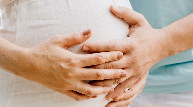 what are some common pregnancy complications?